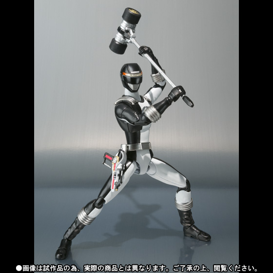 GoGo Sentai Bokenger (SH Figuarts) (08/2013) News_b13