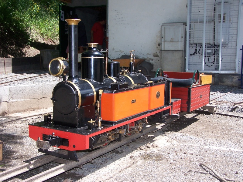 Le mini train touristique des enfants. Aptpt_11