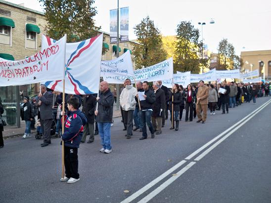 تظاهرة جماهيرية في كوتنبيرغ السويدية تضامناَ مع ابناء شعبنا في الموصل Bild_210
