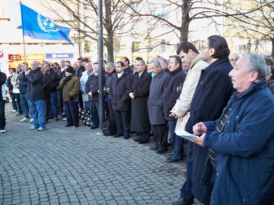 تظاهرة جماهيرية في كوتنبيرغ السويدية تضامناَ مع ابناء شعبنا في الموصل Bild_213