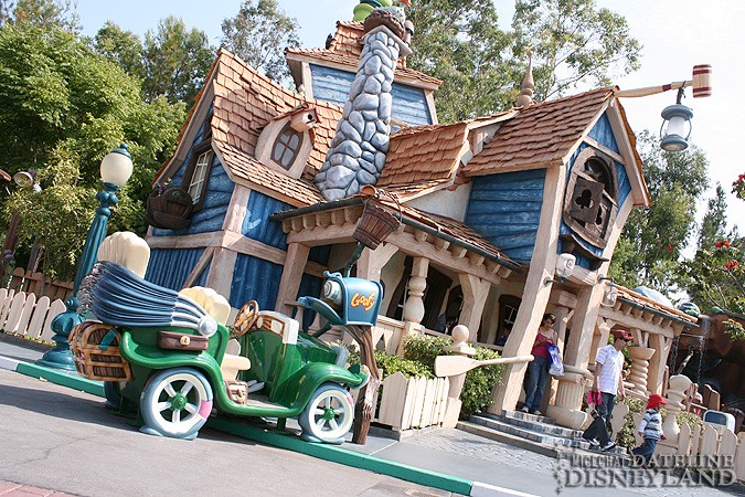 Toontown (Disneyland Park/ Magic Kingdom/Tokyo) Img_5310