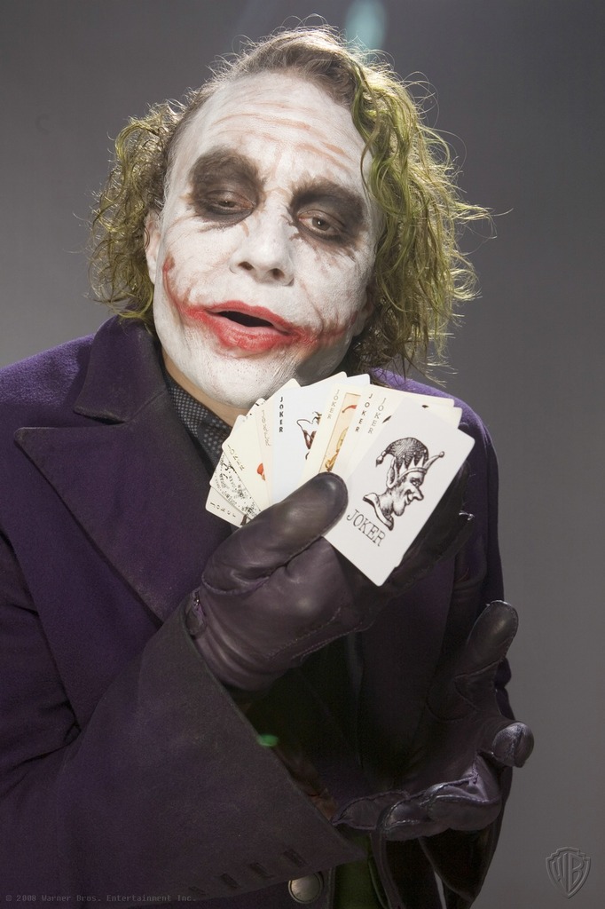 Le Joker (Dark Knight 2008) Dk08hl12