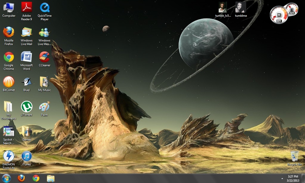 POST YOUR DESKTOP :) - Page 5 Desk10