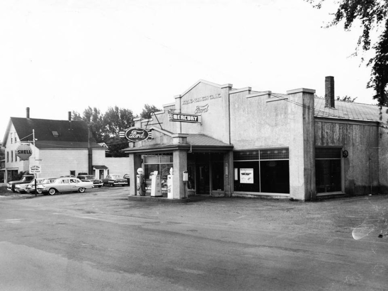 Old Gas Stations, Hotels and Car Hop Pics - Page 18 10003210