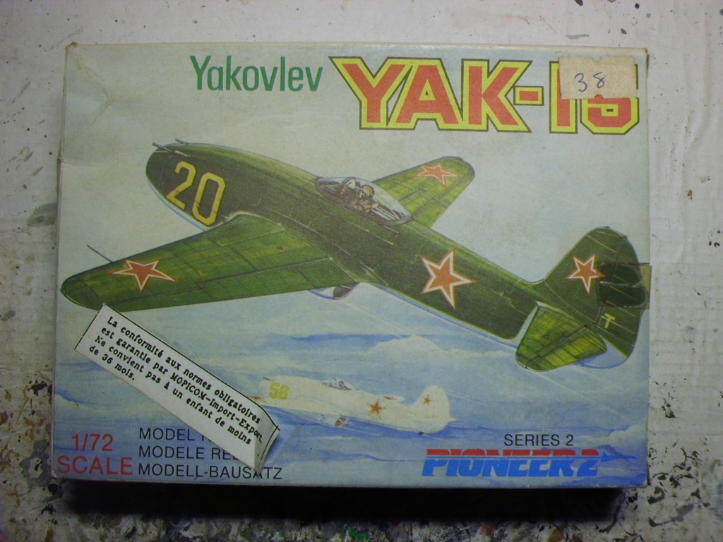 [PIONEER 2] YAKOVLEV YAK 15 Réf 2001 116