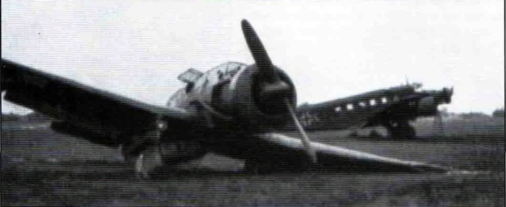 PZL P-23 A & B KARAS Réf 80247 226