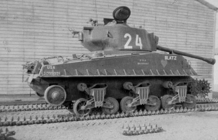 [FUJIMI] Ancêtre du Sherman sur base M4A1 1/76ème Réf 16  E9susp10