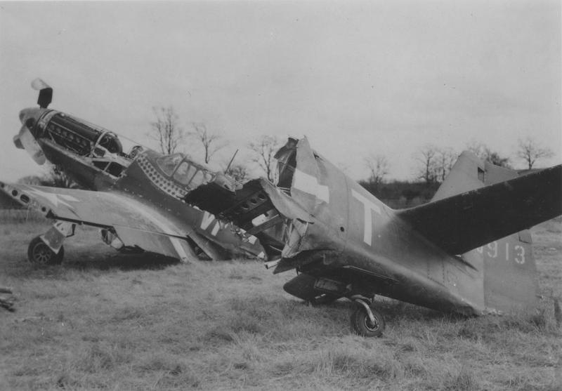 [HASEGAWA] NORTH AMERICAN P 51 B MUSTANG "Shangri-La" Réf AP11 Media-10