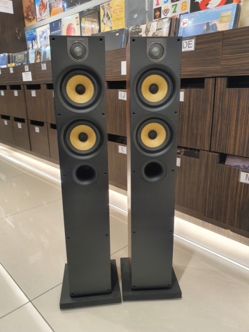 B&W 684 S2 Floorstand Speaker (Used) SOLD 20230814