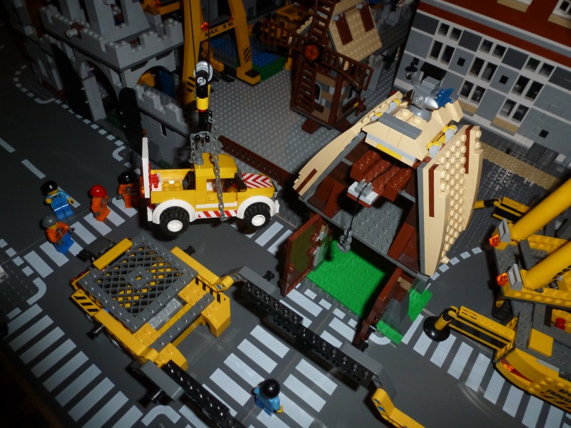 LEGO - La ville depuis ses débuts, son évolution, etc - Page 10 P1010312