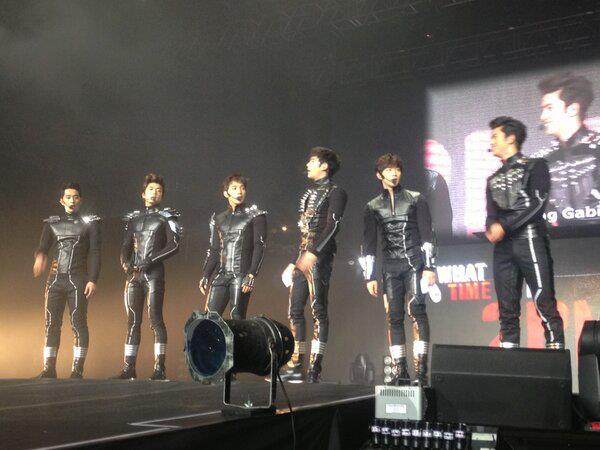 [02.03.13] [PICS] Concert ‘What Time Is It?’ à Manille 312