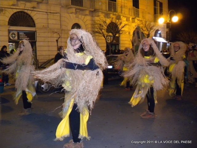 proverbi - Carnevale di Putignano - Pagina 4 Dscn0011