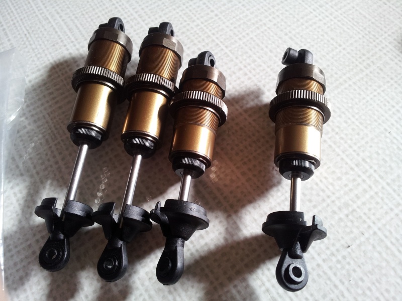 [Vend] 4 amortisseurs Kyosho Big bore Velvet coated 2012 20130311