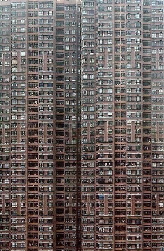 Imagine living in this appartment complex in Hong Kong 9e813010