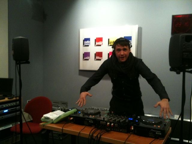 2011.01.17 - DON RIMINI - Live DJ Set @ Laura Leishman Project (Le Mouv') Artwor19