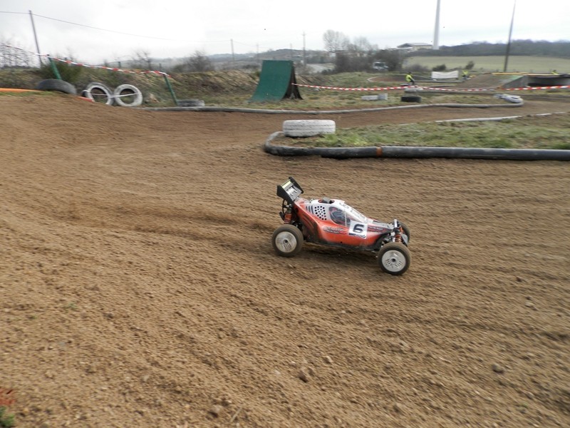 Course de ligue 8 TT 1/5 + Brushless à l'AMCH63 le 24 Mars - Page 7 P3240090