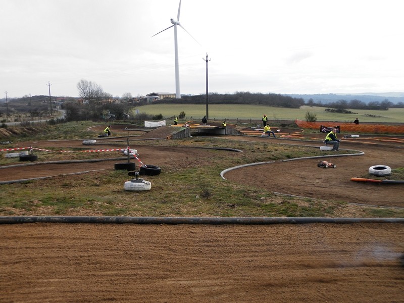 Course de ligue 8 TT 1/5 + Brushless à l'AMCH63 le 24 Mars - Page 7 P3240113