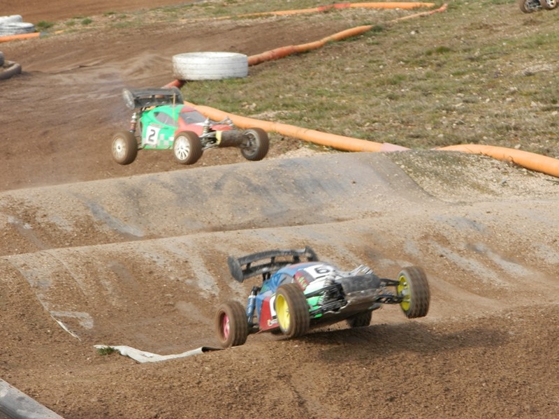 Course de ligue 8 TT 1/5 + Brushless à l'AMCH63 le 24 Mars - Page 7 P3240154