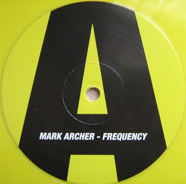 Altern 8 (Mark Archer) ‎– Frequency Remixes (12'' Vinil 2011) Aa11
