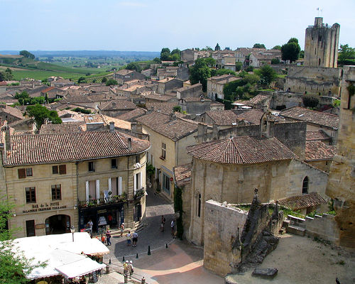 Par ordre alphabétique, des villes et des villages . - Page 31 Saint_10