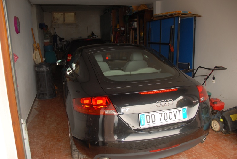 my firts job    audi tt 3.2 quattro dsg     interior detailing Dsc_0110