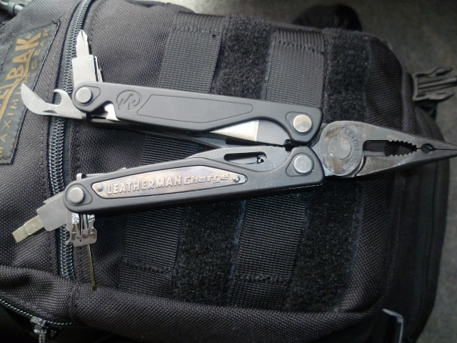 Leatherman Charge ALX Black (review) Tourne10
