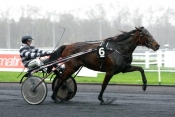 CAEN R2 - course support au 2/4 et PICK5 - Lundi 4/03/2013 Seleca10