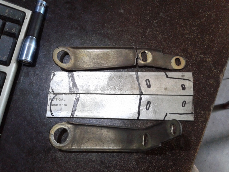 rt intermediate fairing brackets  2013-030