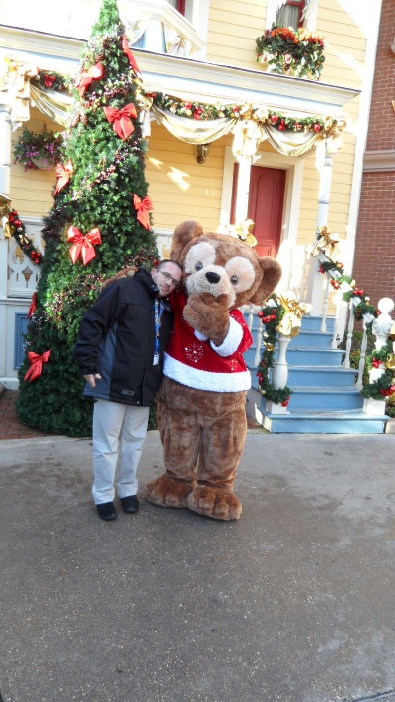 Duffy l'ourson arrive a Disneyland Paris  - Page 27 Sam_0611