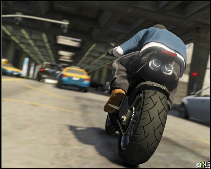 Grand Theft Auto V (GTA 5 ) Pour les fous du guidon  Moto10
