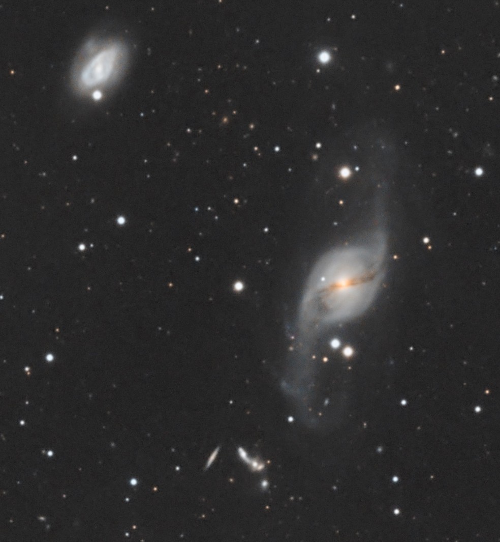 NGC3718, vite fait avec le SC300 Ngc37110