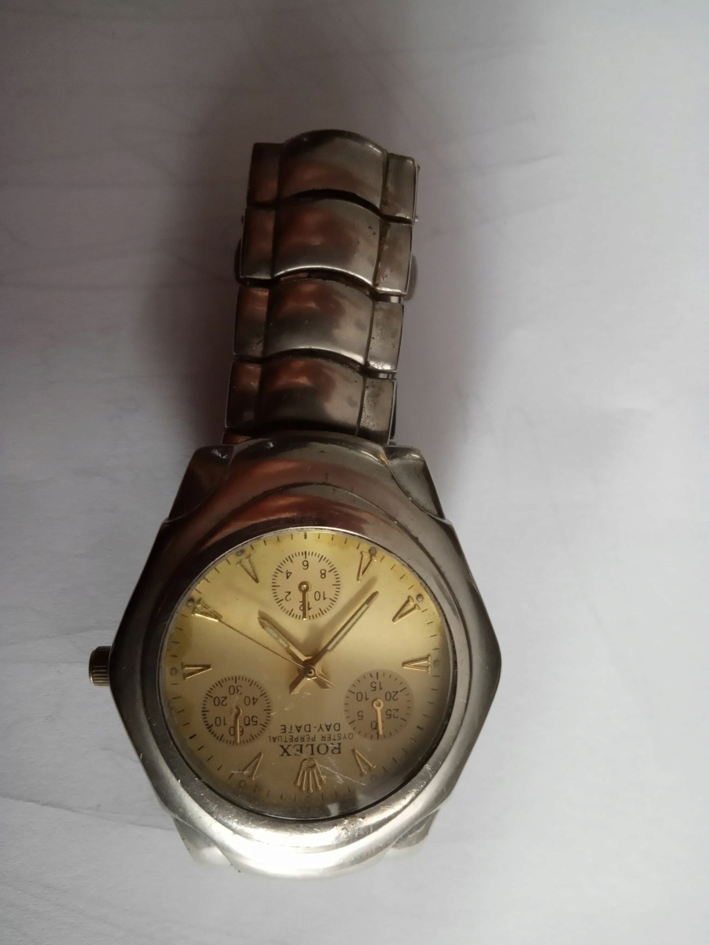 Identification Montres ? 16047310