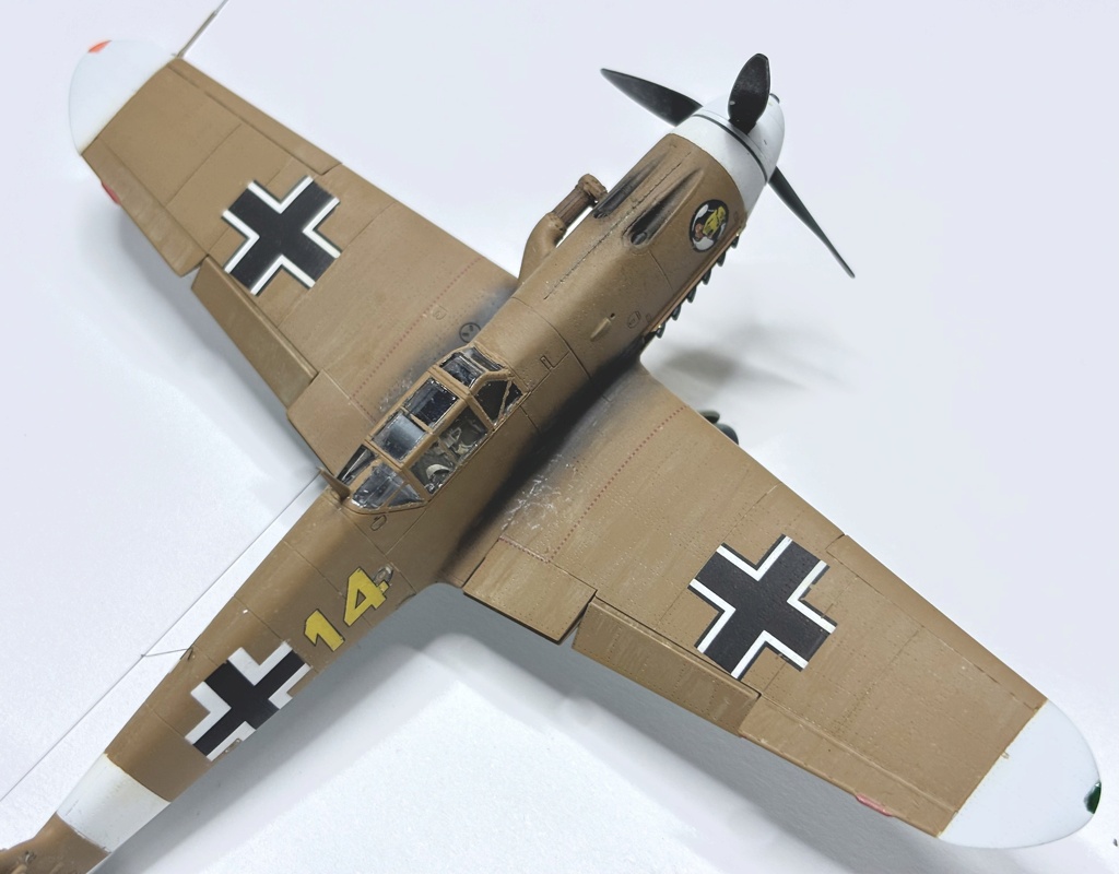 [Eduard] 1/72 - Messerschmitt Bf 109 F-4 Trop - "14 Jaune " Hans Joachim Marseille 3/JG 27 Egypte septembre 1942  (bf109) Img_7622