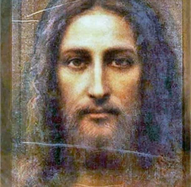 The Shroud of Turin EXTRAORDINARY evidence of Christ's resurrection 81101510