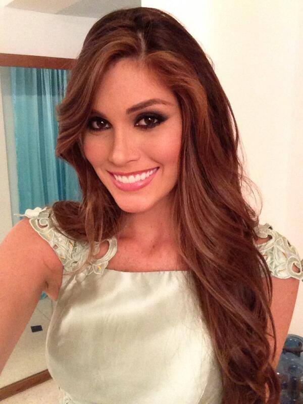isler -  ♔ María Gabriela Isler (Molly) - Miss Universe 2013 Official Thread- (Venezuela) ♔ - Page 5 60852_10
