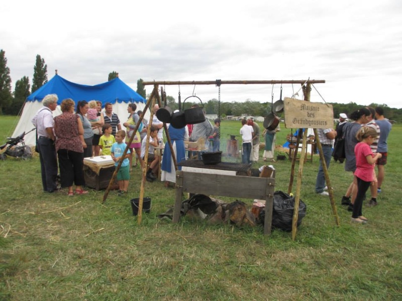 Rassemblement médiéval 2013 à Mesnil-Saint-Père 17/18 août 28562711