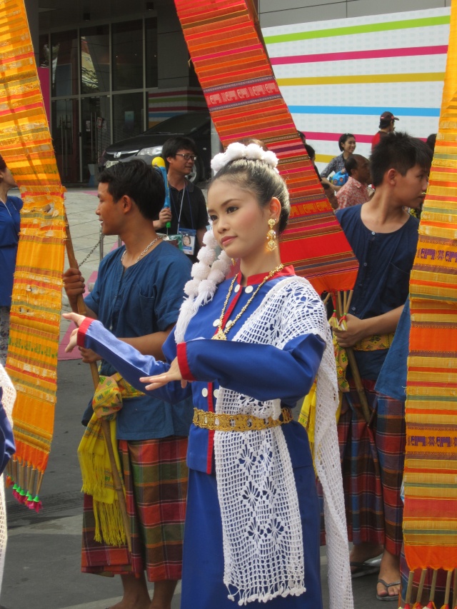 Bientôt SONGKRAN Img_2015