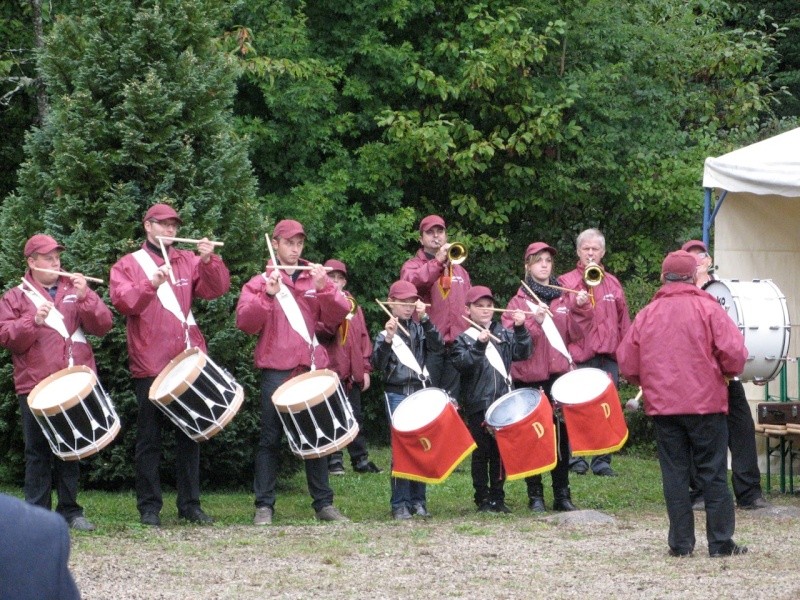 borne - Borne du serment de Koufra:  BOUXIÈRES AUX BOIS (88) Bouxia18