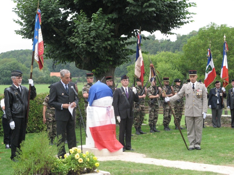 Borne du serment de Koufra: NOD SUR SEINE (21) Nod1110