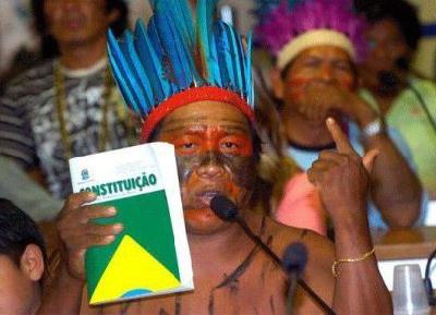 Amazonie Pétition contre le barrage de la honte Raoni210