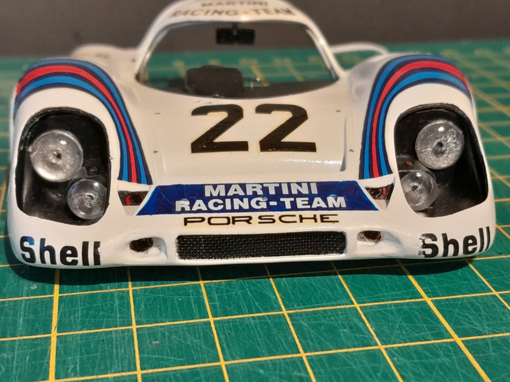 Porsche 917 "Martini" vainqueur en 71 Heller 1:24 - Page 7 11910