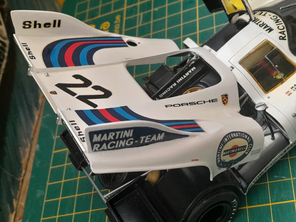 Porsche 917 "Martini" vainqueur en 71 Heller 1:24 - Page 8 20221264