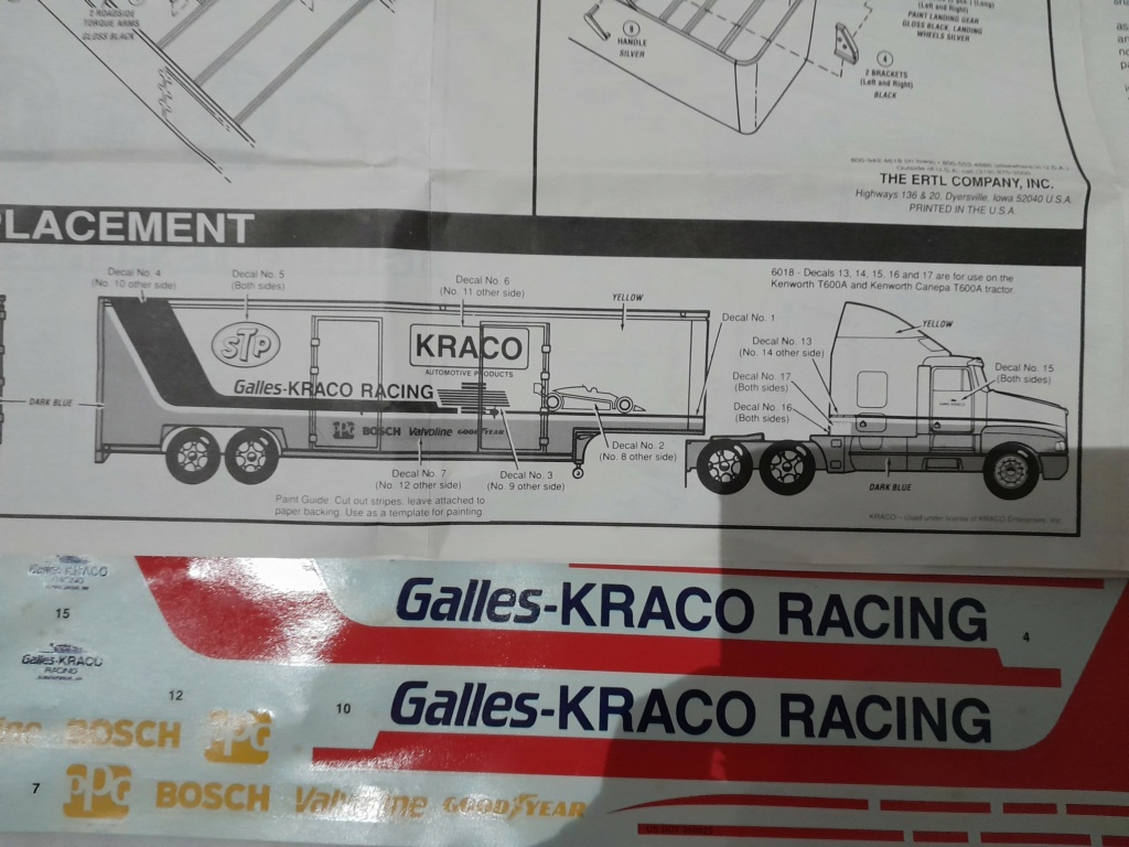 Kenworth T600 + transporteur racing 1:25 - Page 2 3627