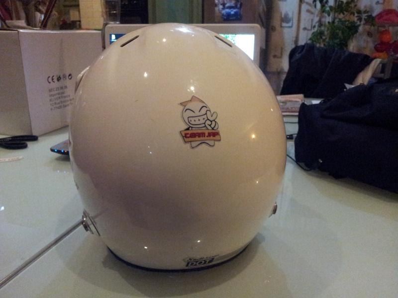 Mon casque de rallye " Team TDS et Team JAP " petite pencé a vous pendant les spéciales ;) 20130213