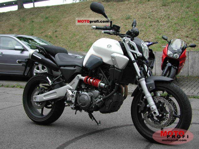 MT-03 noire de 2007 avec bras oscillant noir, amortisseur blanc? Yamaha10