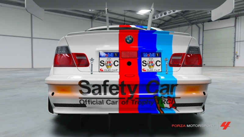 [LIVREA FM4]  BMW 2005 #2 BMW M3 GTR SAFETY CAR Forza115