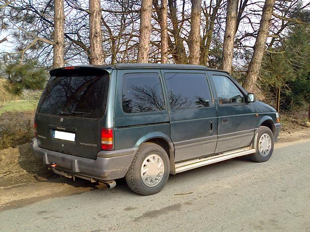 photo des deux chrysler voyager td  Photo019