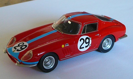 Ferrari 275 GTB le Mans 1966 - Page 2 P1030439