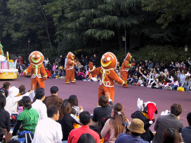Fantastique Noël 2004 -5 Novembre - Décembre 25. Tokyo - Noël de Mickey Parade Spex0475
