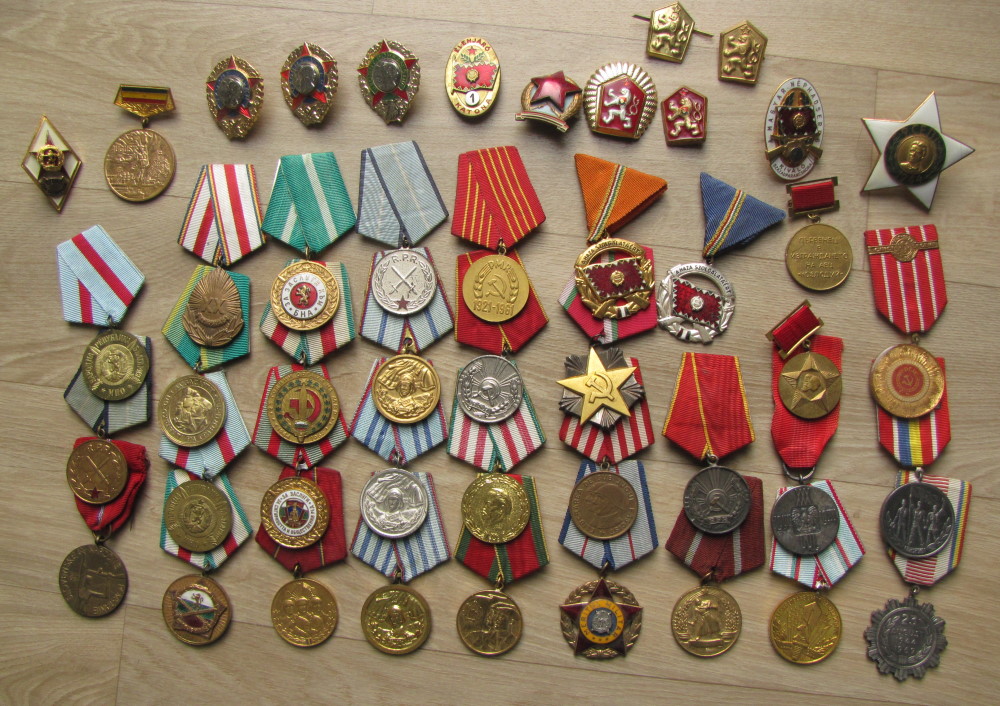 Lot de décorations pacte de Varsovie Bloc-e10